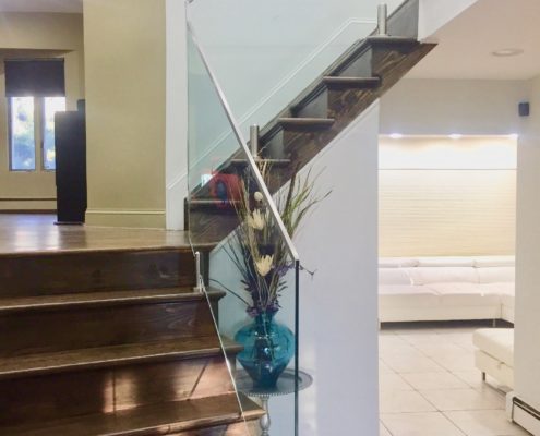 glass stair railing long island